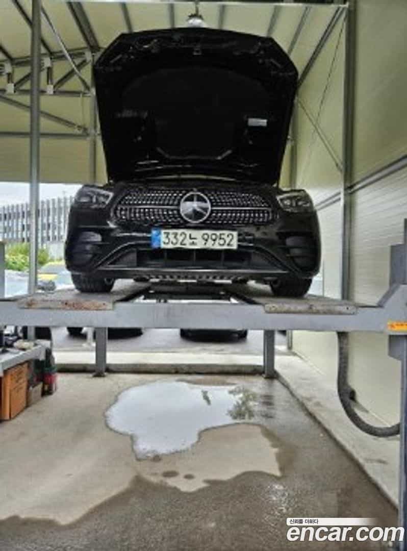 E-Class Mercedes-Benz 2021.8-OUTER-001