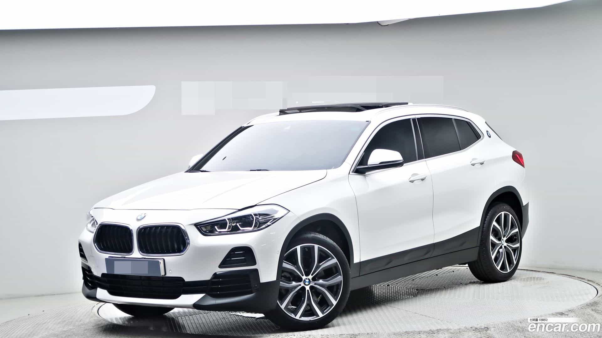 X2 (F39) BMW 2021.6-OUTER-001