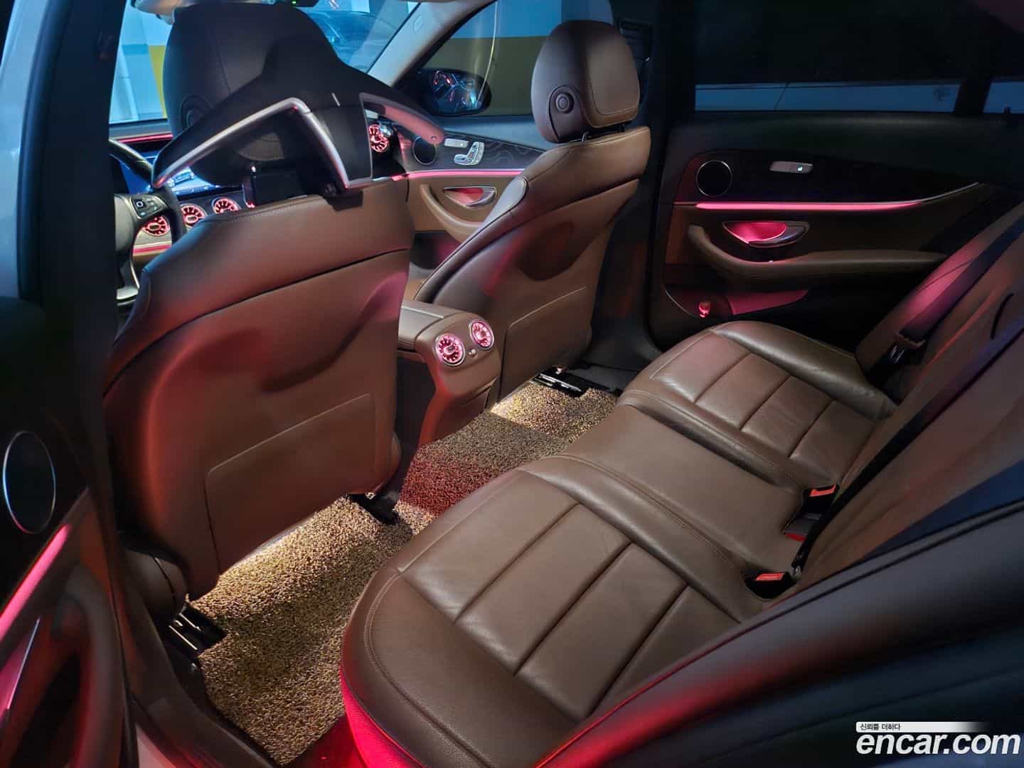 E-Class Mercedes-Benz 2017.3-OPTION-015