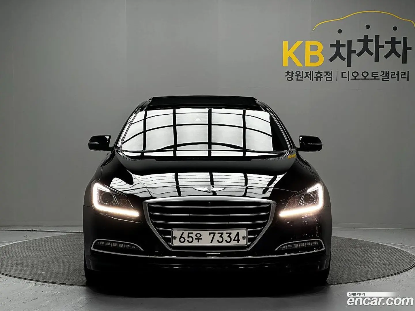 Main__Slider__Photo:Genesis Hyundai 2016.2-0