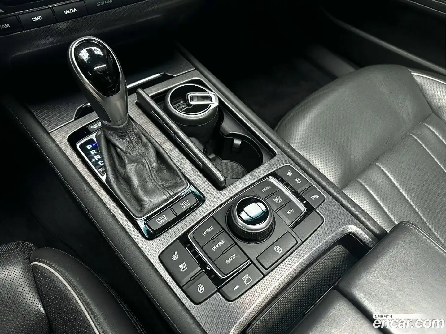 Genesis Hyundai 2016.2-INNER-010