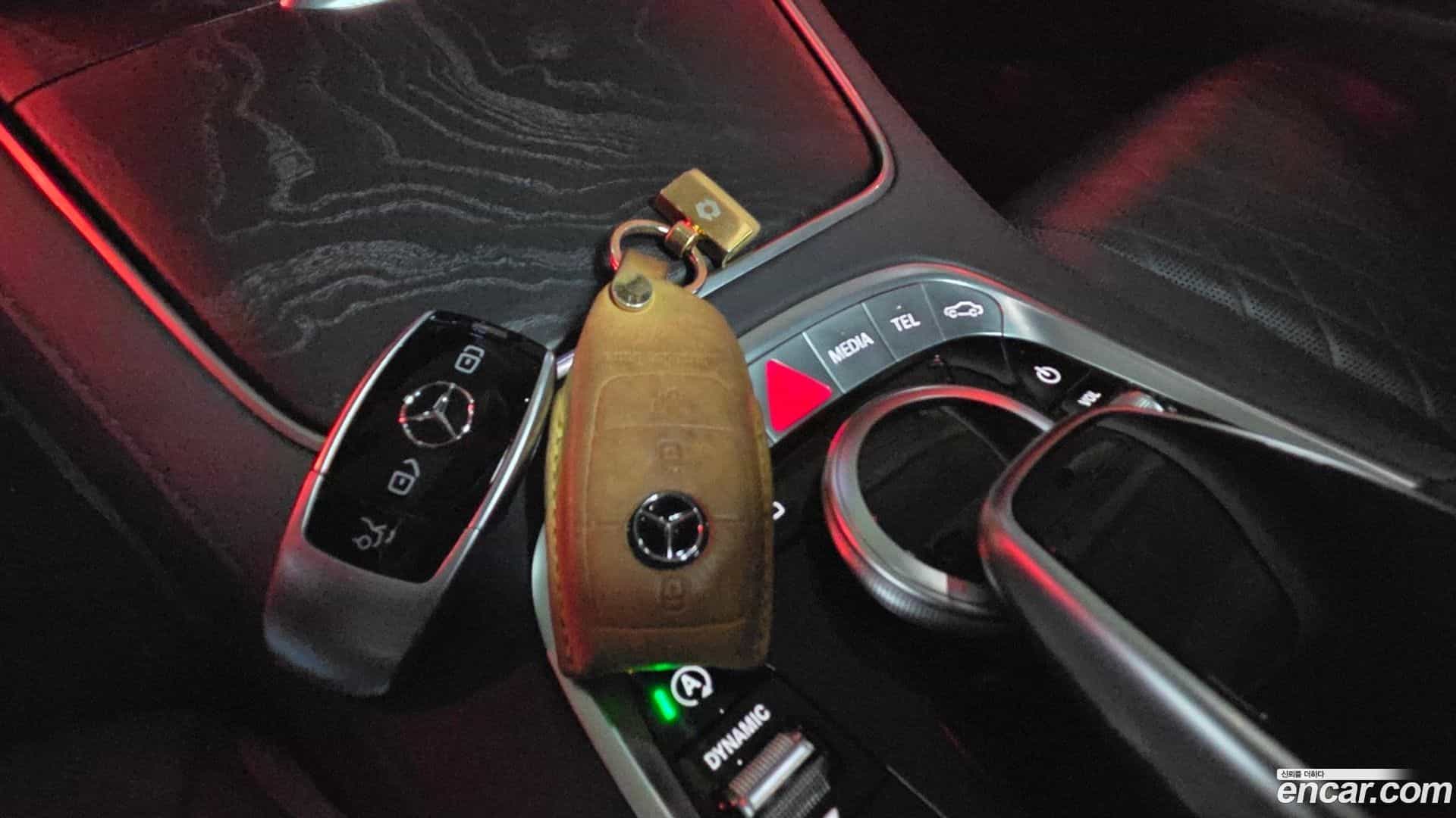 S-Class Mercedes-Benz 2018.11-OPTION-024