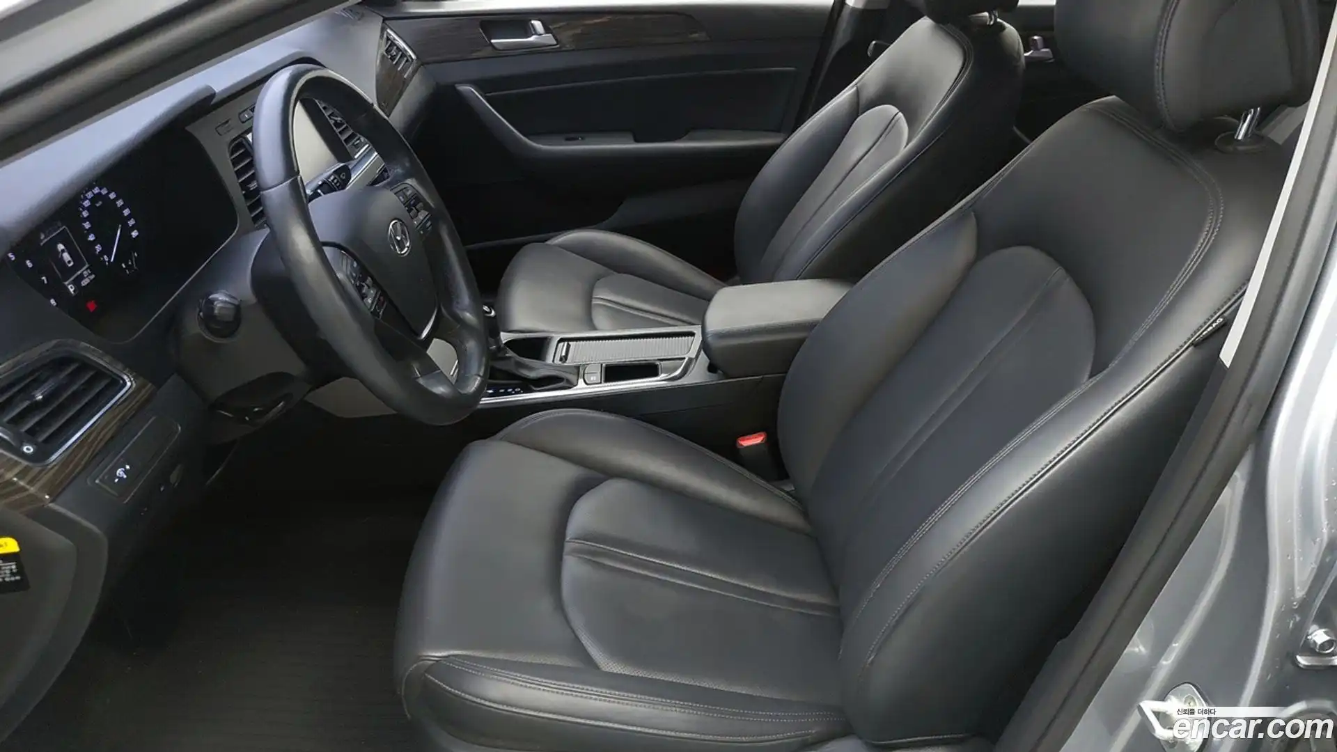 Sonata Hyundai 2014.6-INNER-010