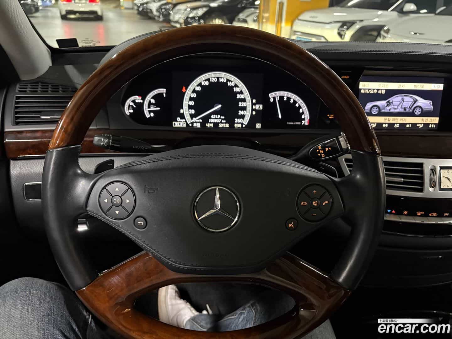 S-Class Mercedes-Benz 2010.5-OPTION-017