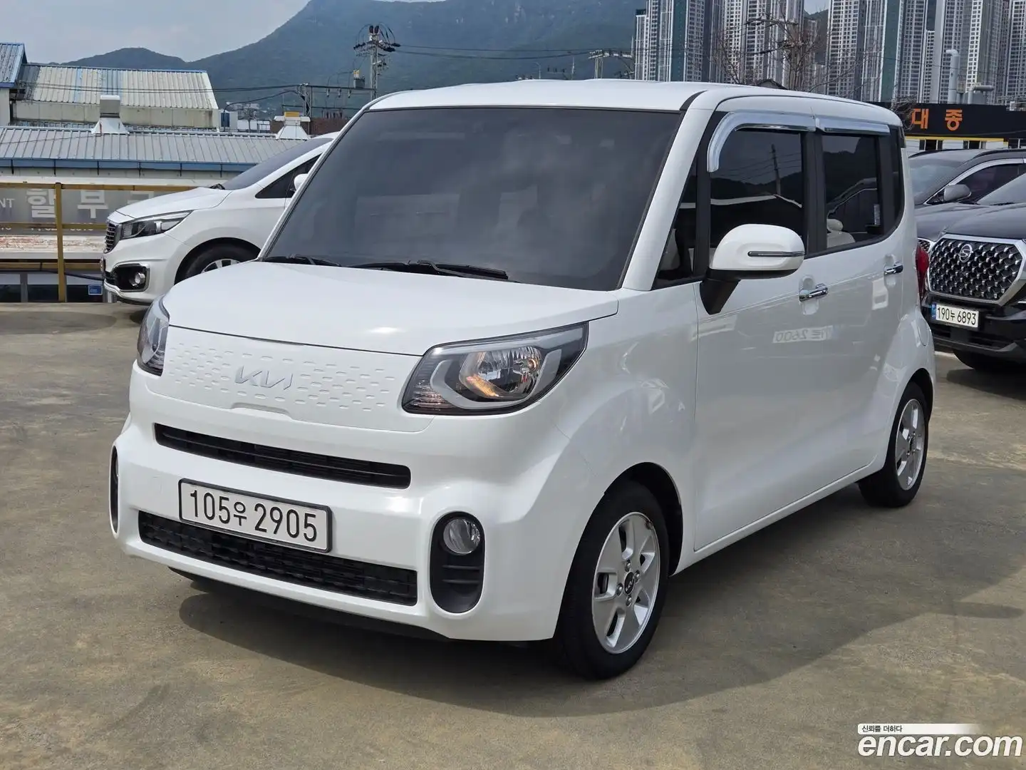 RAY Kia 2022.4-OUTER-001