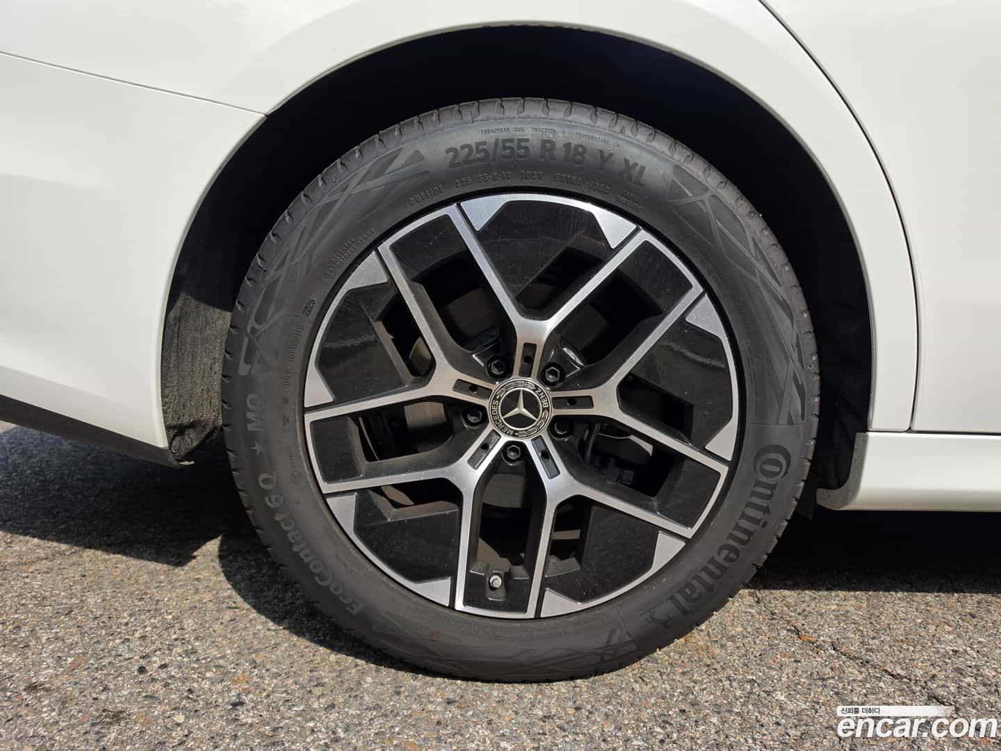 E-Class Mercedes-Benz 2025.11-OPTION-018