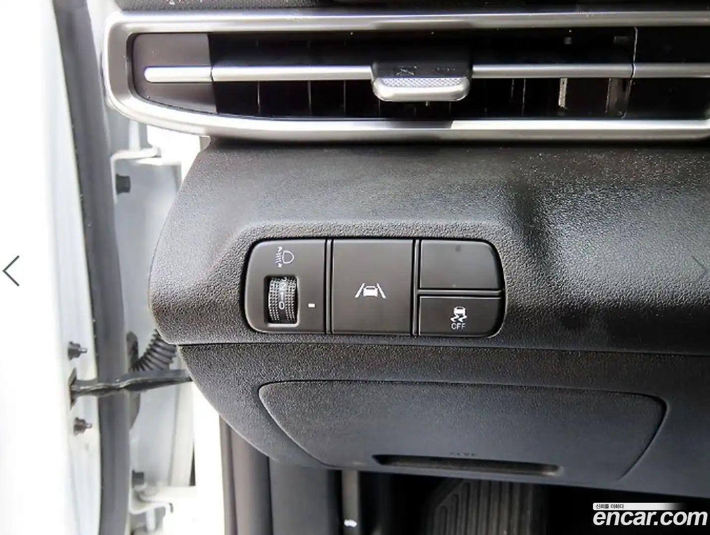 AVANTE Hyundai 2022.3-OPTION-016