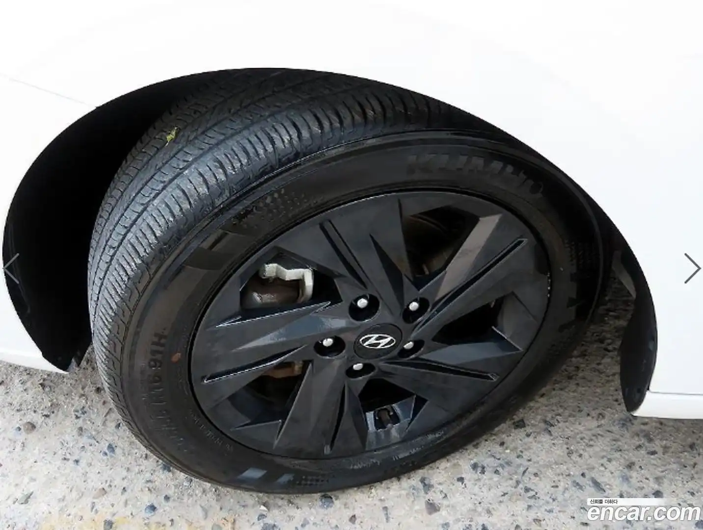 AVANTE Hyundai 2022.3-OPTION-023
