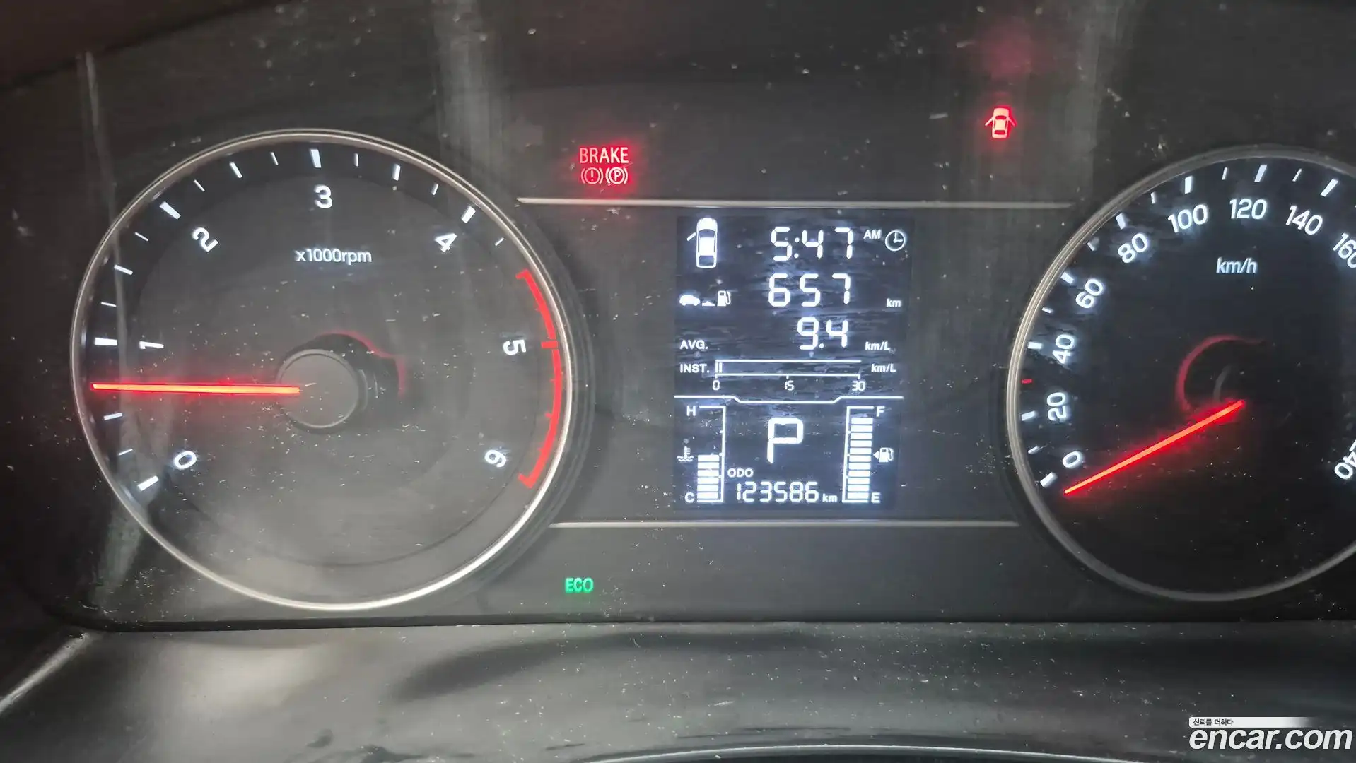 Rexton KG Mobility 2019.5-INNER-008