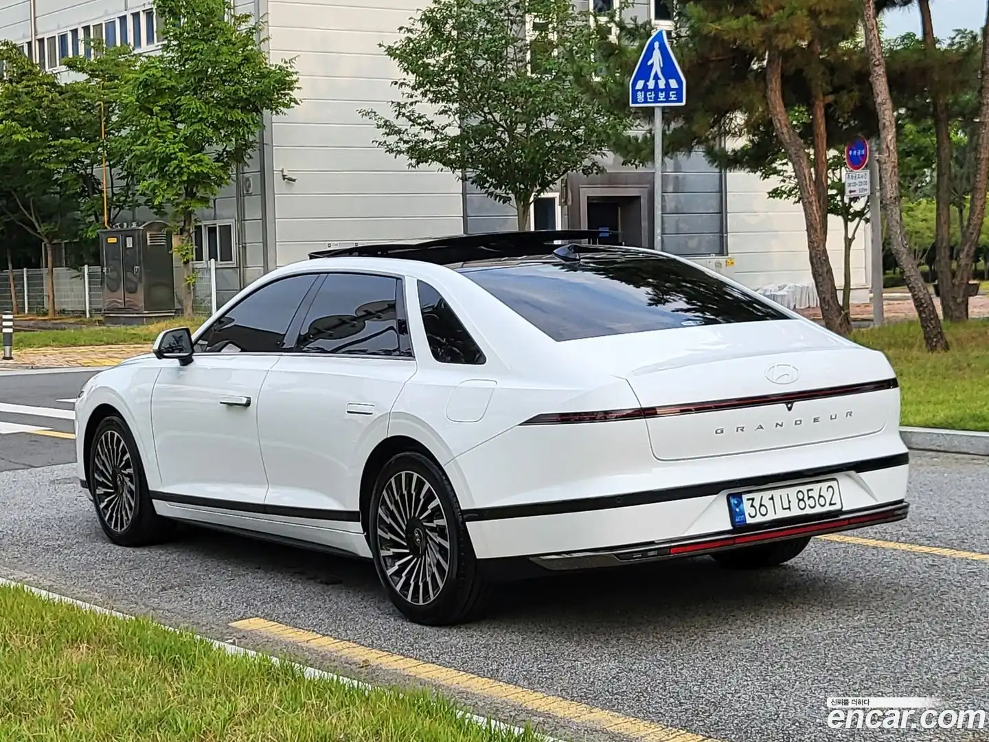 Grandeur Hyundai 2023.5-OUTER-003