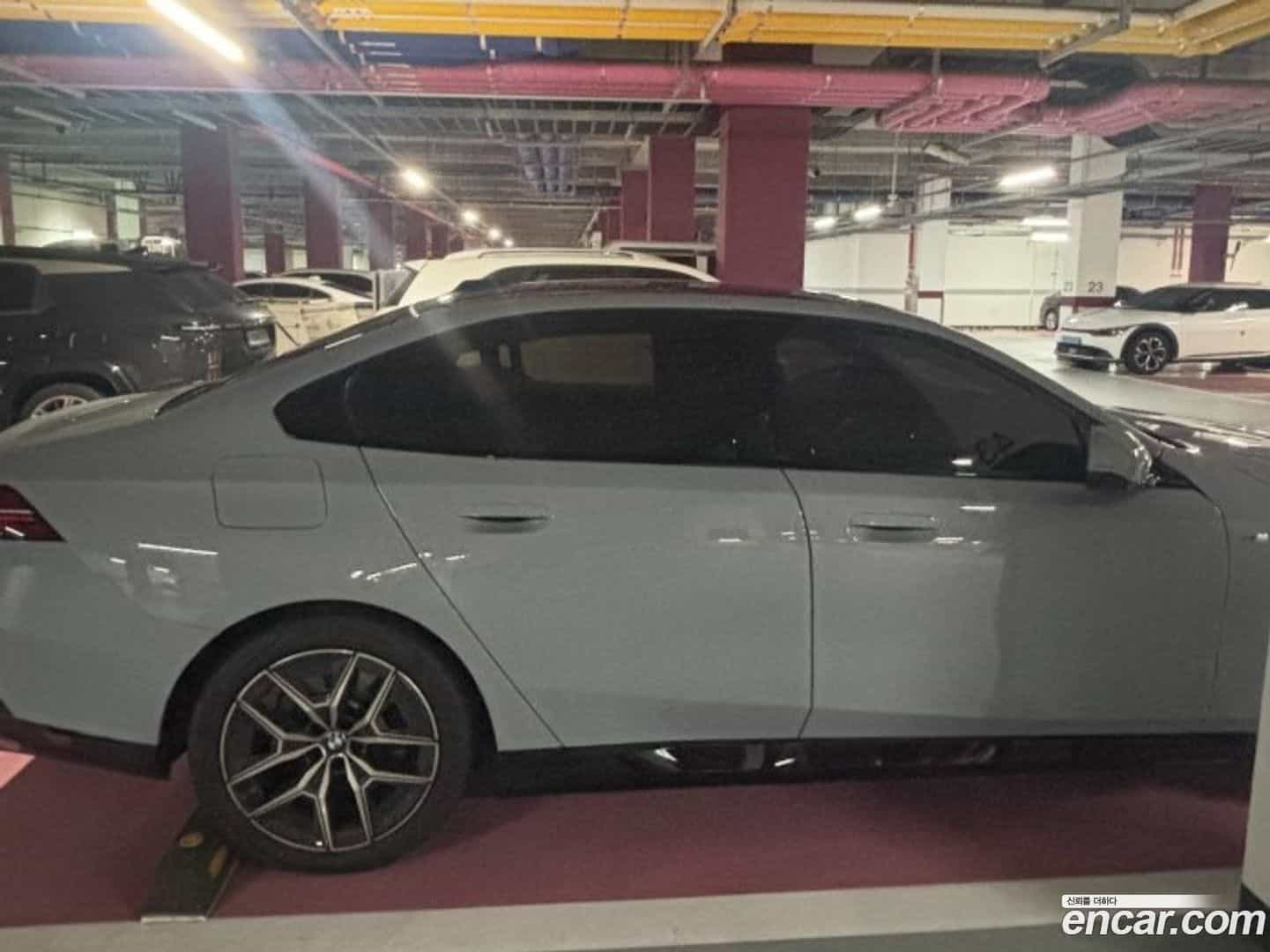 5-Series BMW 2026.1-OUTER-005