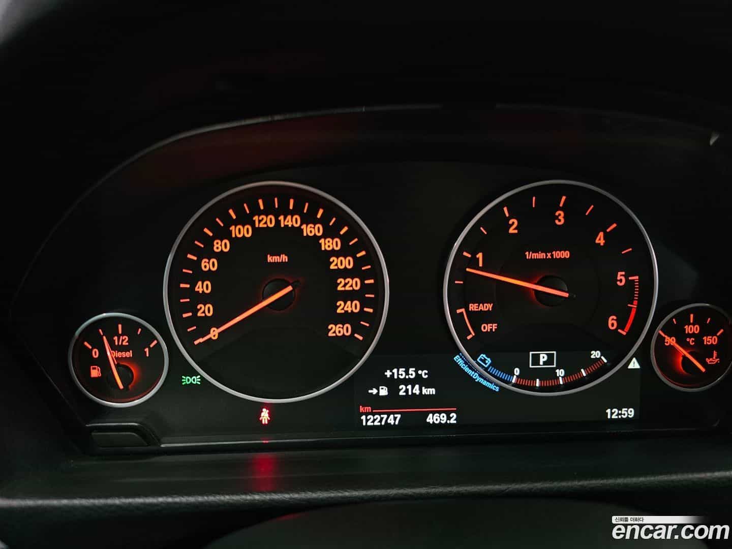 3-Series BMW 2017.0-INNER-007