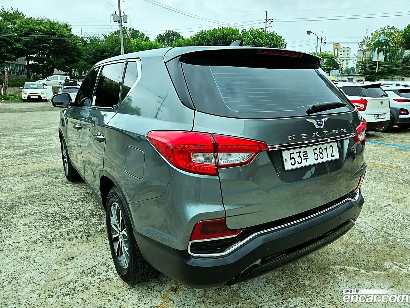 Rexton KG Mobility 2019.4-INNER-007
