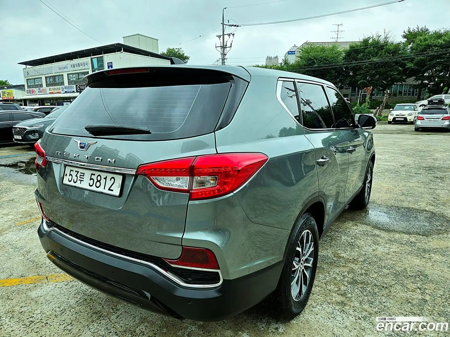 Rexton KG Mobility 2019.4-INNER-008