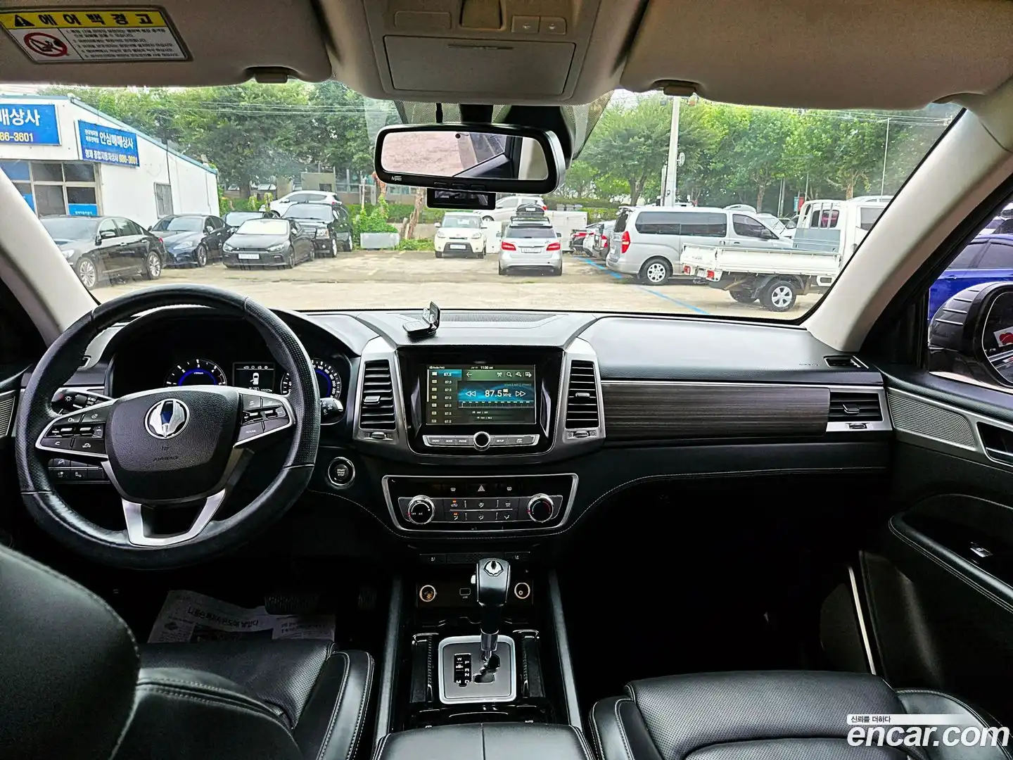 Rexton KG Mobility 2019.4-INNER-010