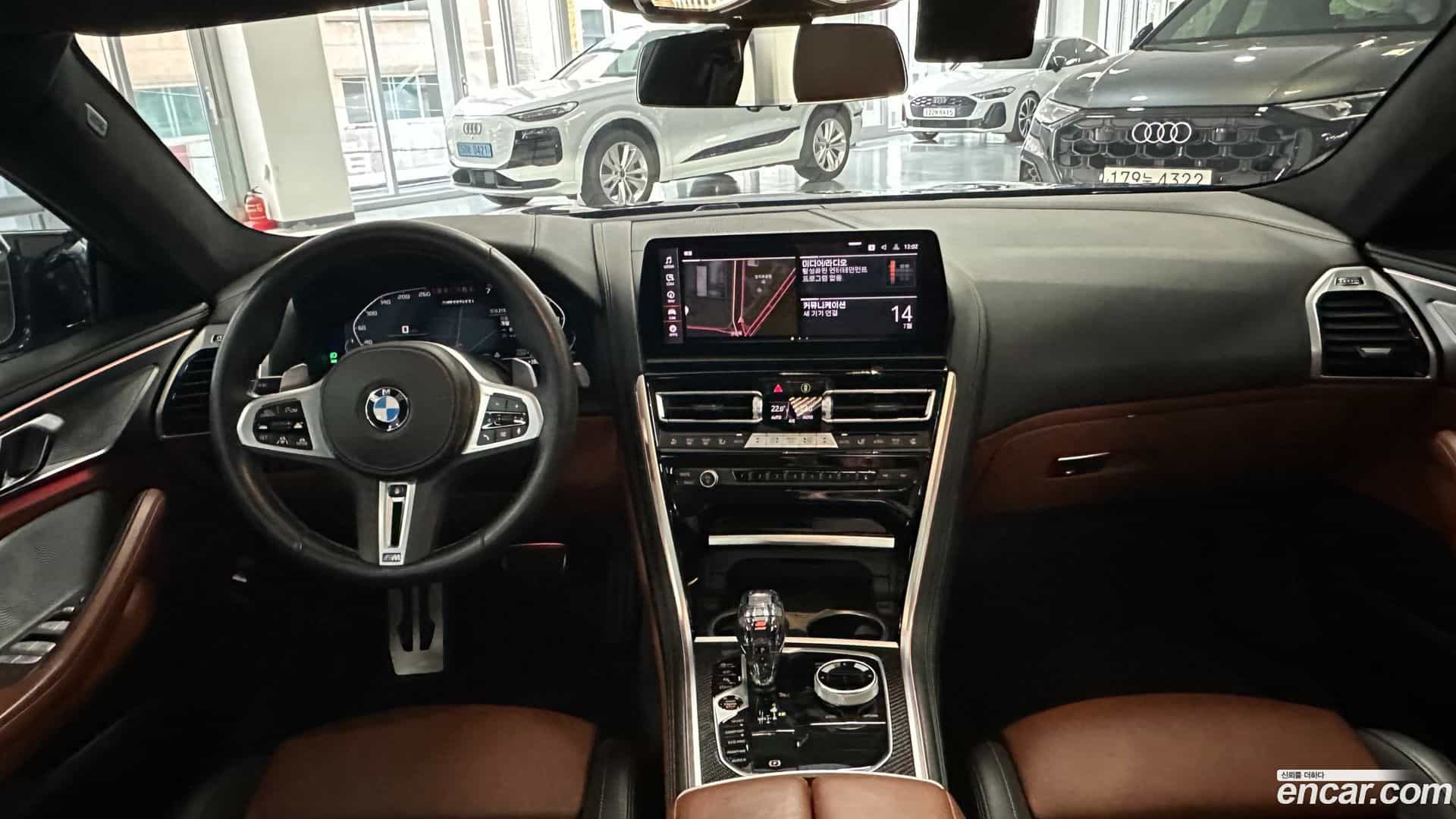8-Series BMW 2024.11-INNER-007