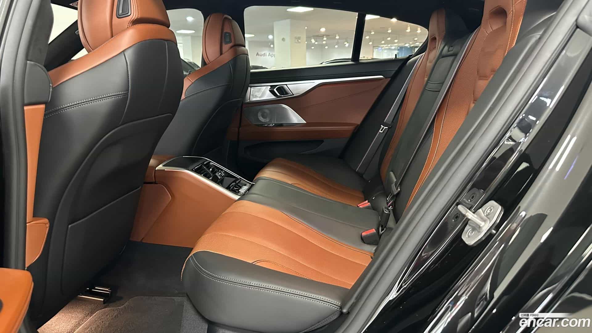 8-Series BMW 2024.11-OPTION-015