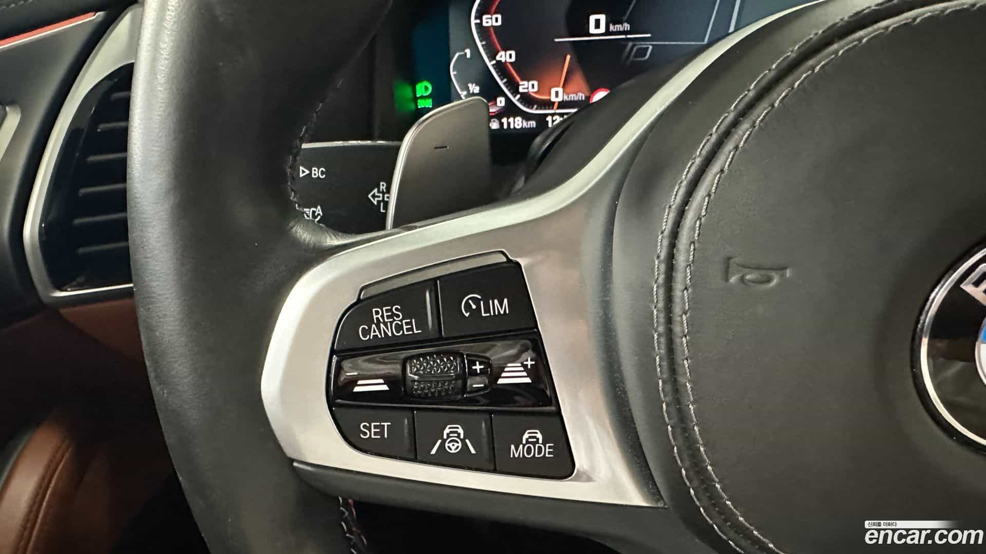 8-Series BMW 2024.11-OPTION-016