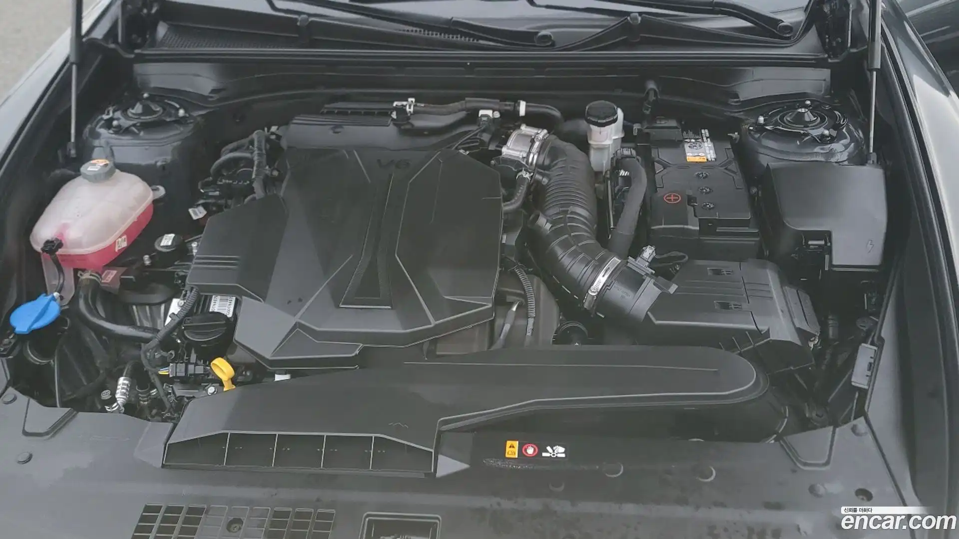 Grandeur Hyundai 2023.0-OUTER-006