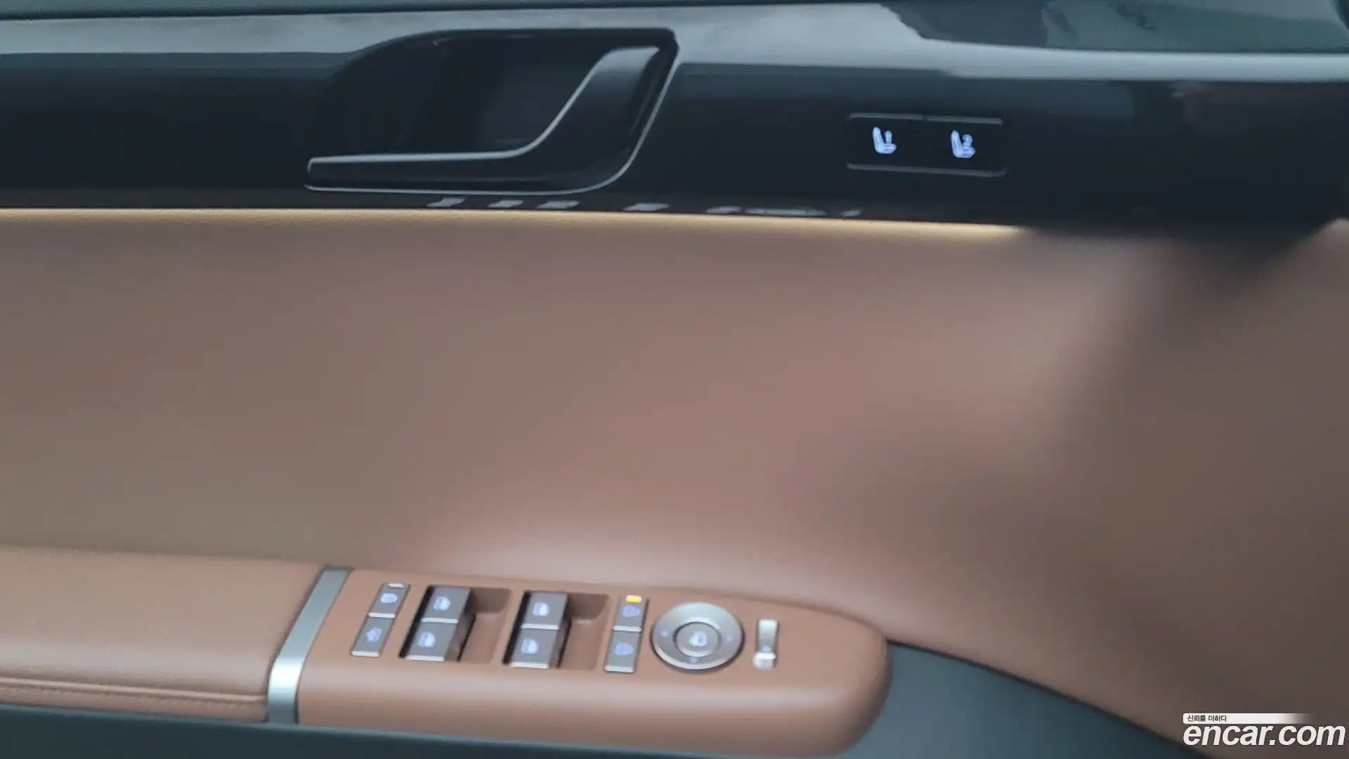 Grandeur Hyundai 2023.0-OPTION-021
