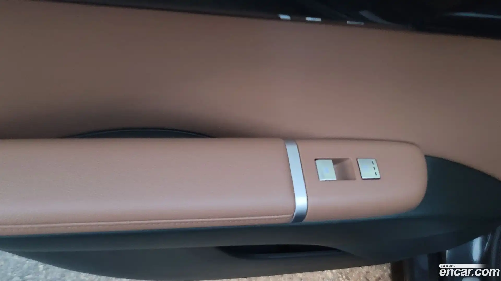 Grandeur Hyundai 2023.0-OPTION-022