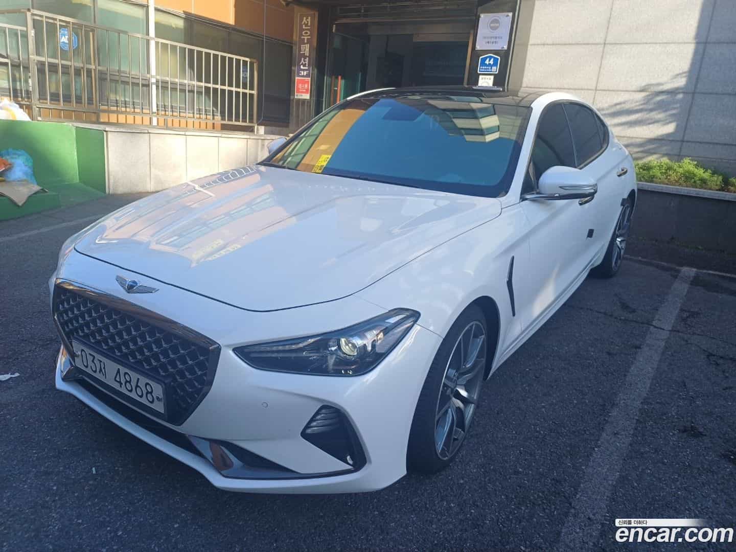 G70 Genesis 2019.0-INNER-007