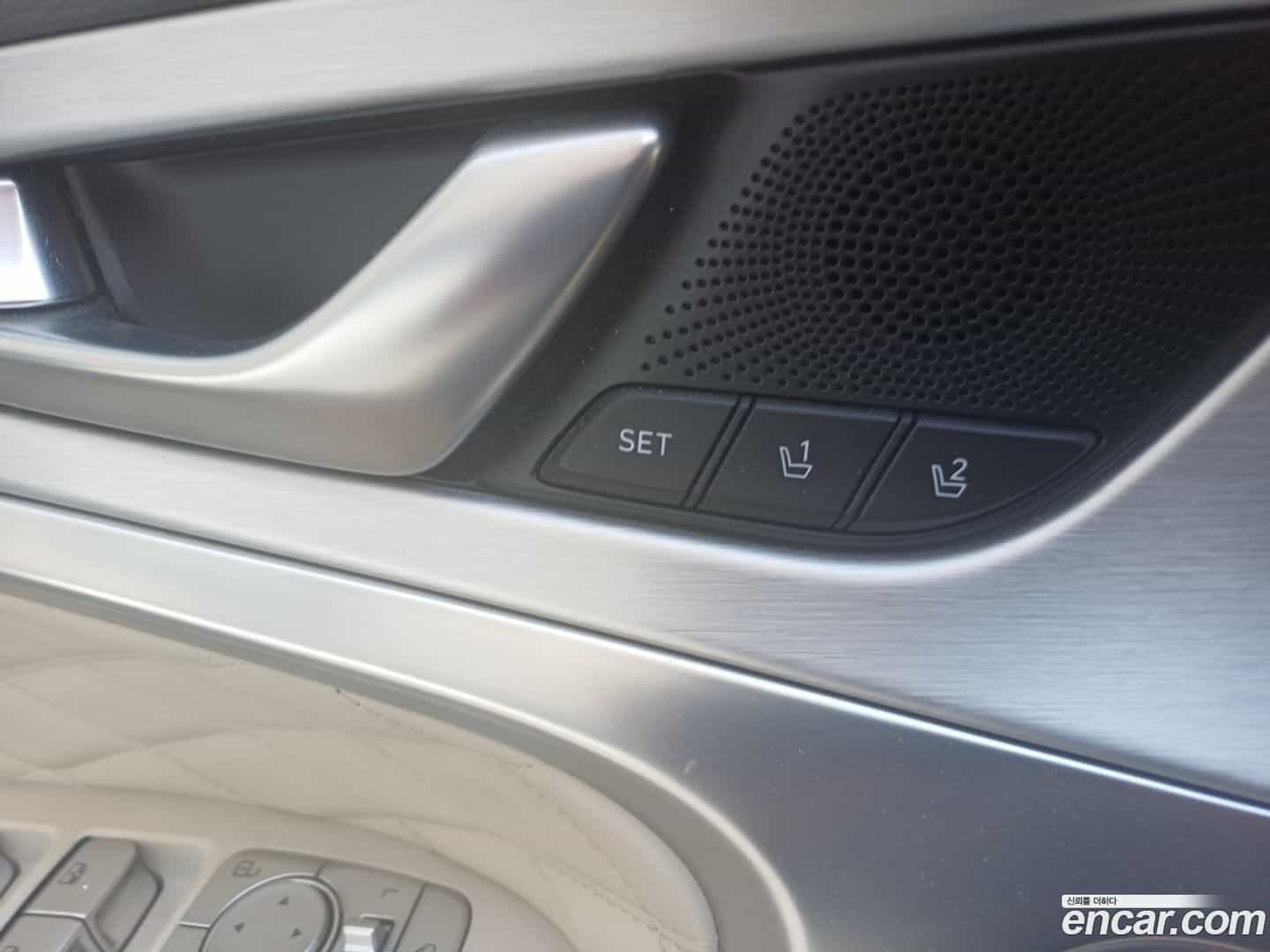 G70 Genesis 2019.0-OPTION-021