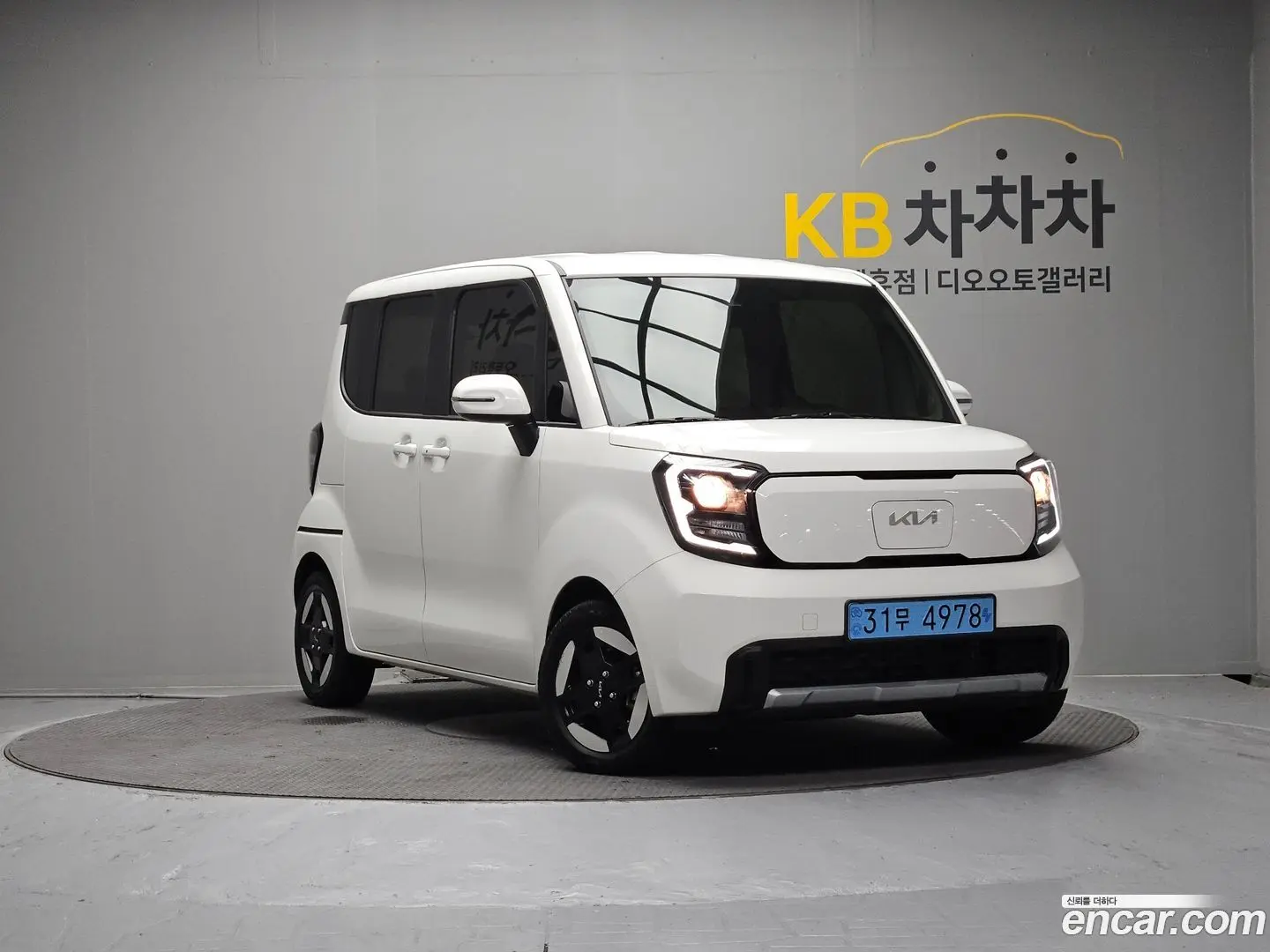 Main__Slider__Photo:RAY Kia 2024.2-0