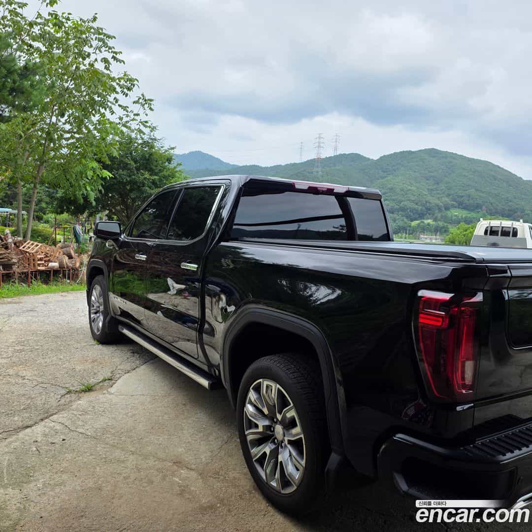 Sierra GMC 2025.3-INNER-009