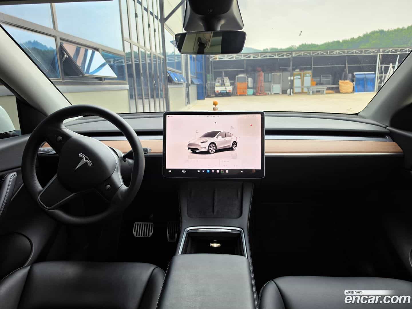 Model Y Tesla 2022.4-OUTER-006