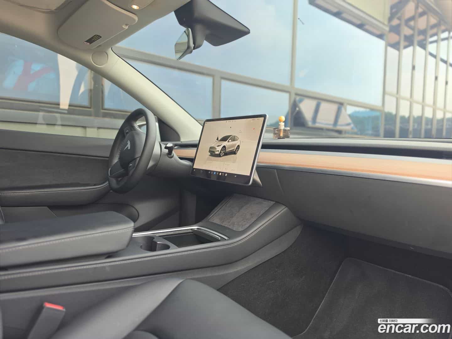 Model Y Tesla 2022.4-INNER-007