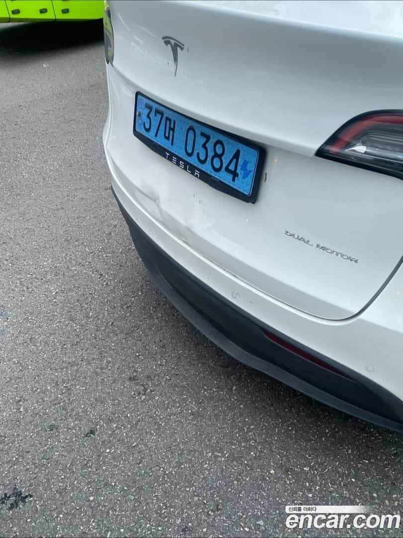 Model Y Tesla 2022.4-OPTION-017
