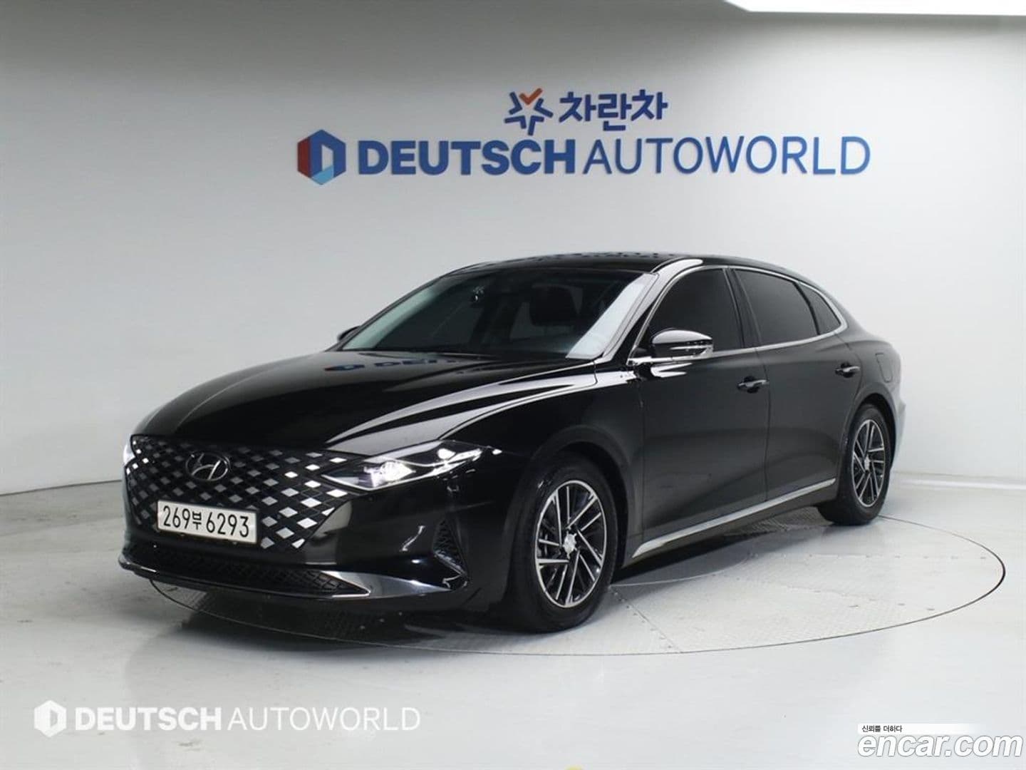 Main__Slider__Photo:Grandeur Hyundai 2021.2-0