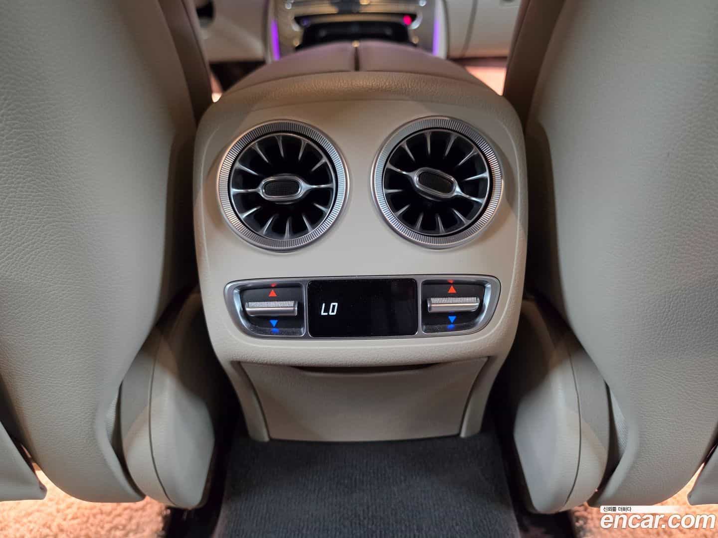 CLS-Class Mercedes-Benz 2022.10-OPTION-023