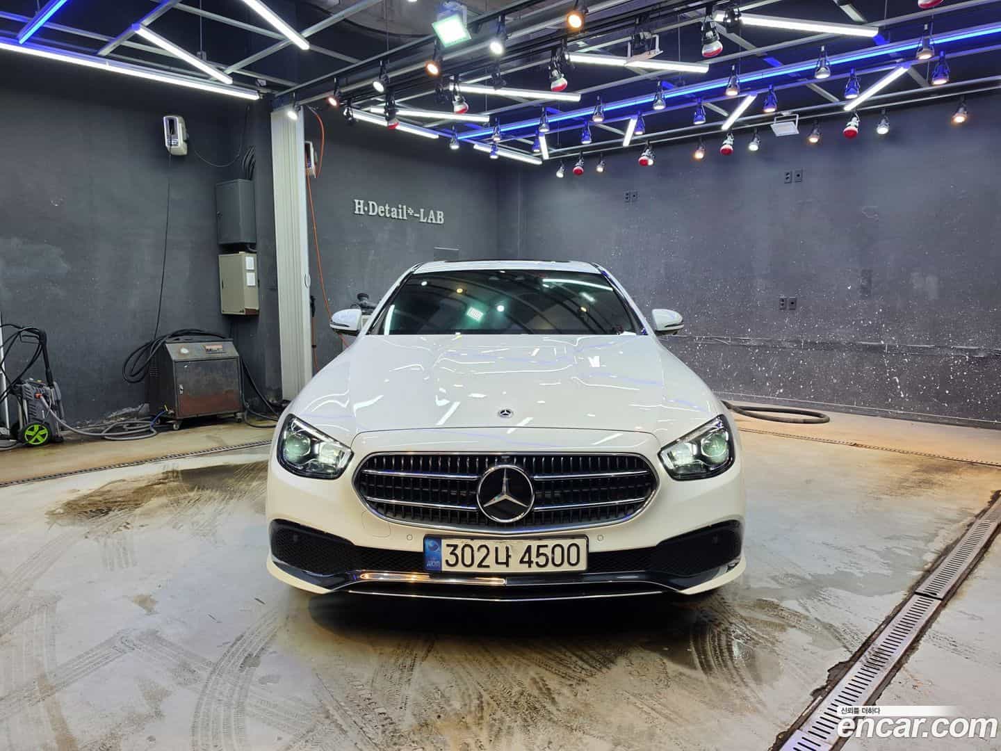E-Class Mercedes-Benz 2022.2-OUTER-003