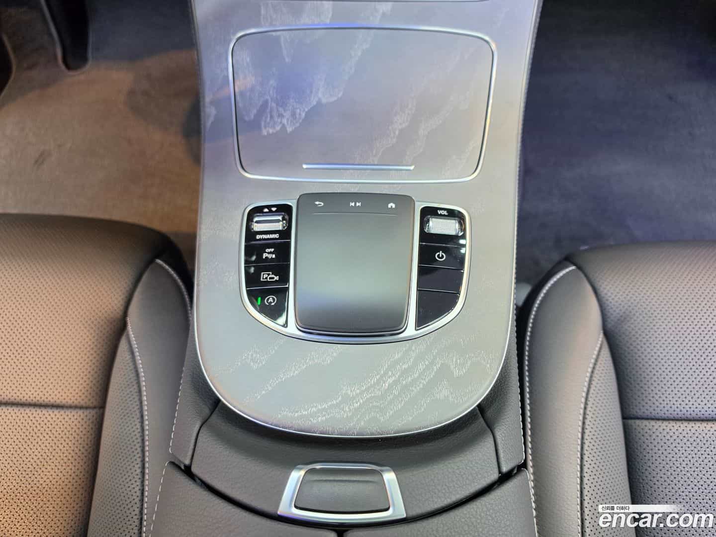 E-Class Mercedes-Benz 2022.2-OPTION-018