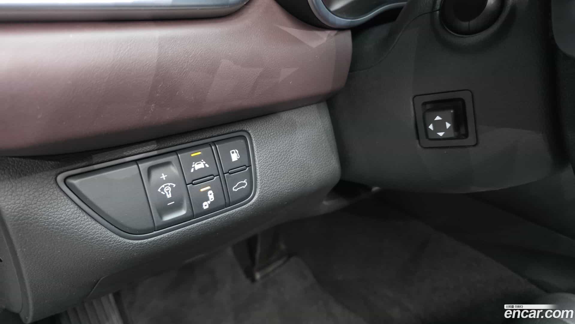 G70 Genesis 2018.3-OPTION-040