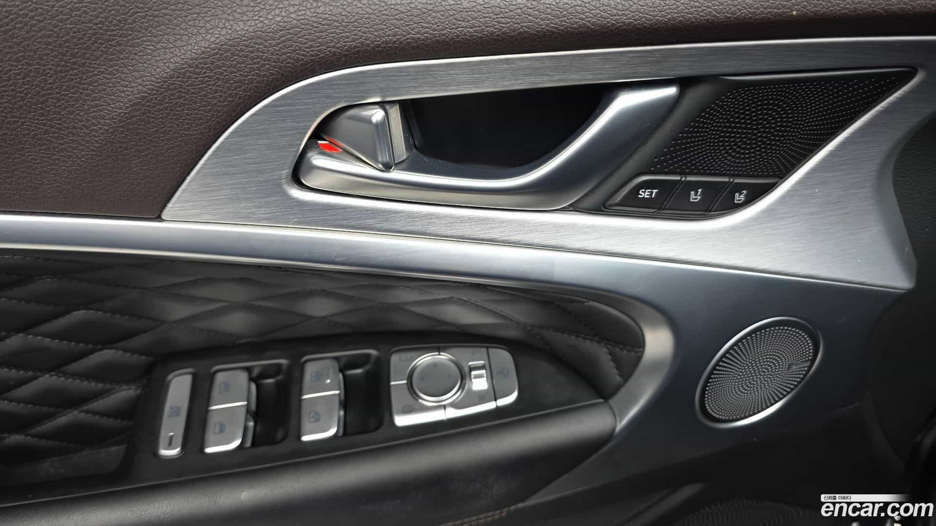 G70 Genesis 2018.3-OPTION-041
