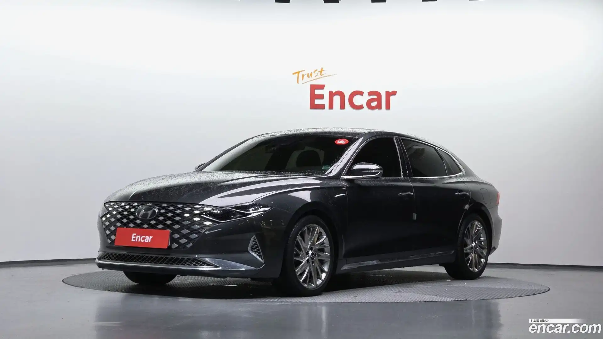 Grandeur Hyundai 2021.5-OUTER-001
