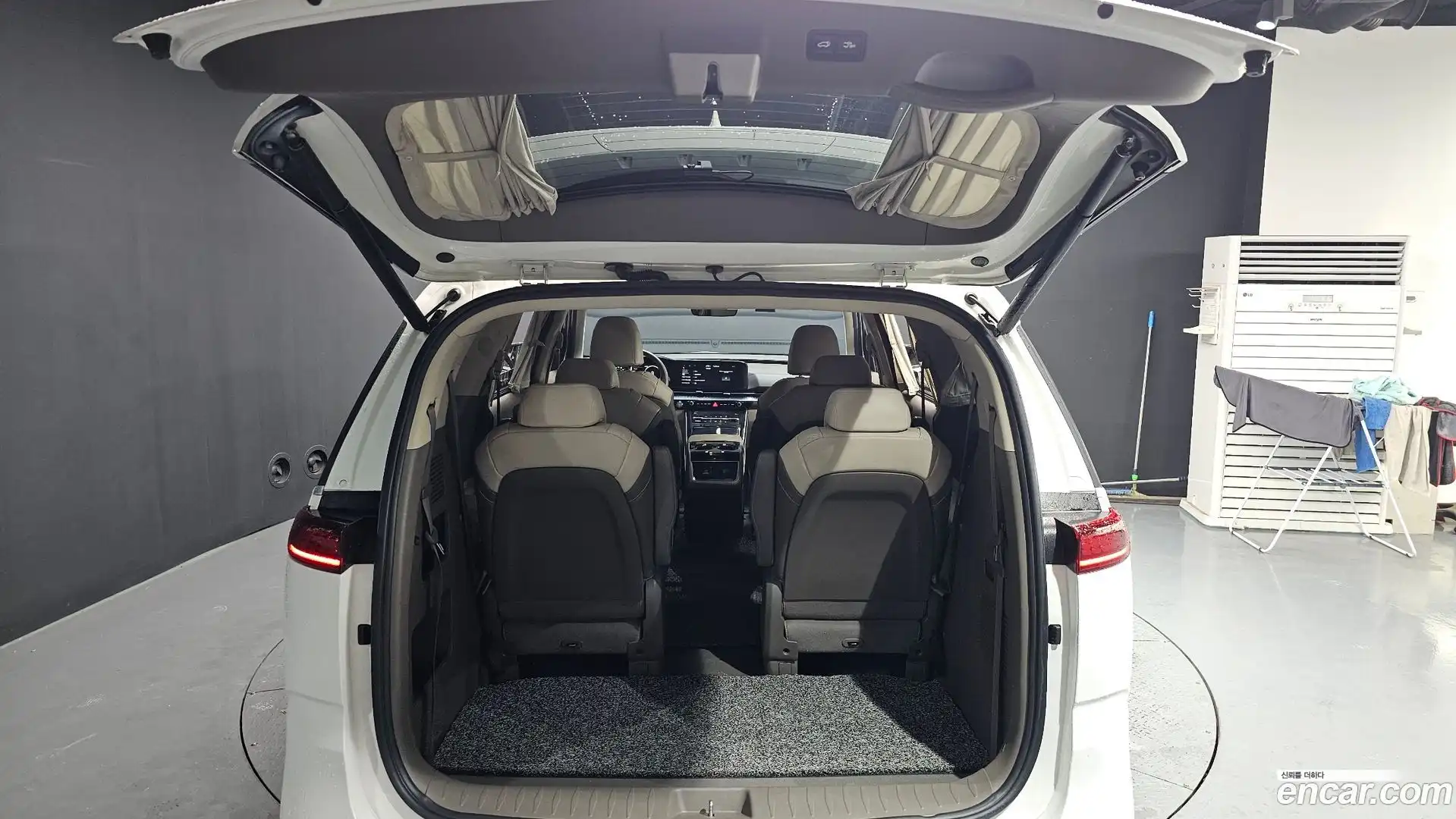 Canival Kia 2021.2-OPTION-024