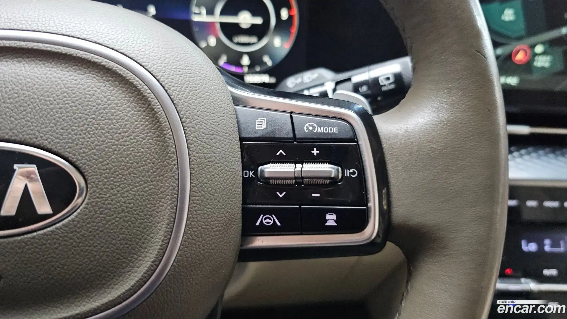 Canival Kia 2021.2-OPTION-042