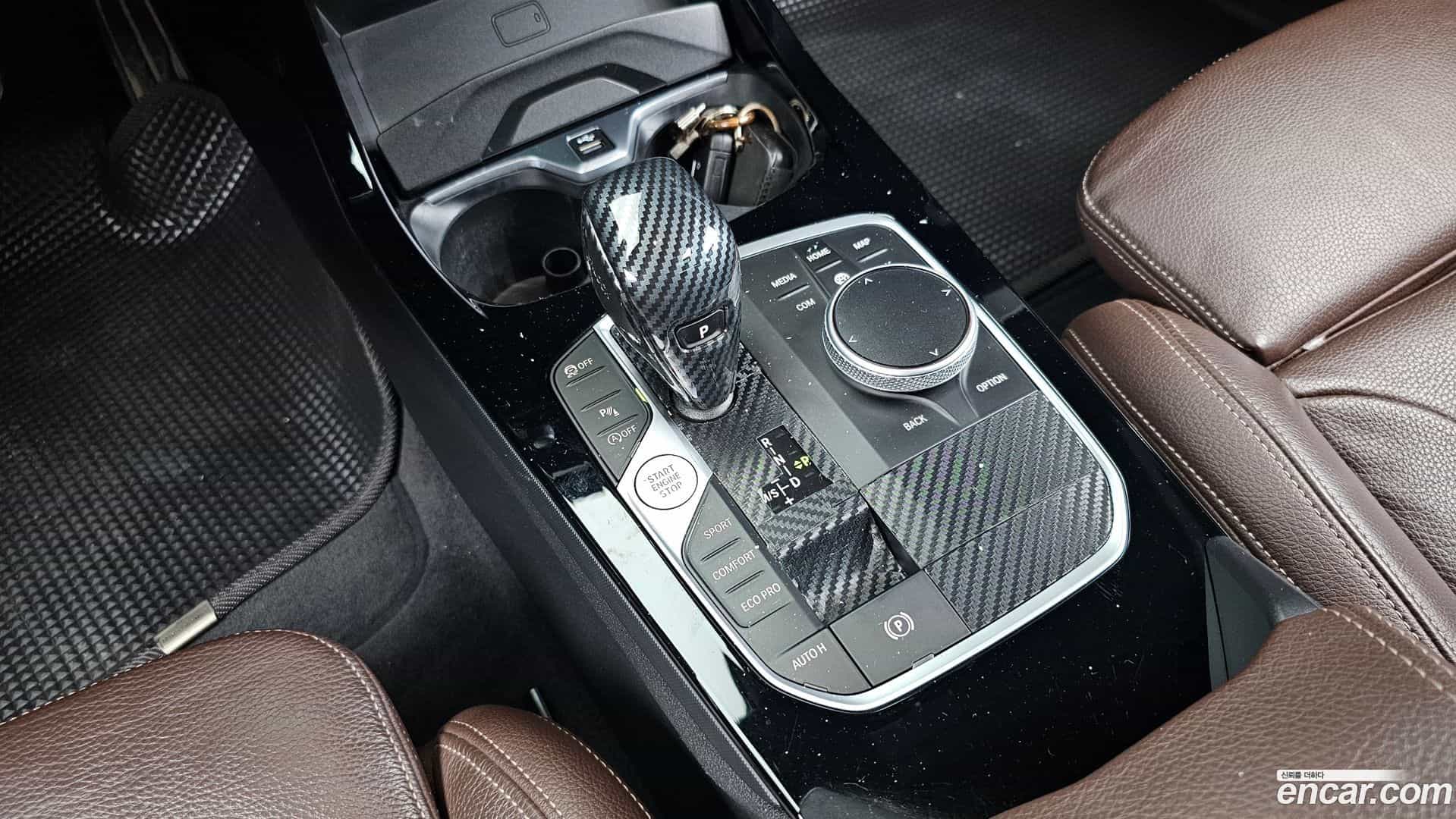 2-Series BMW 2020.11-INNER-009