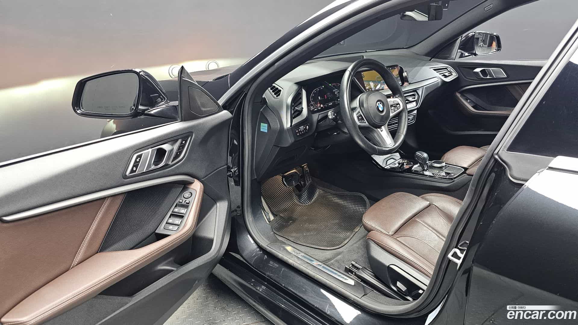 2-Series BMW 2020.11-INNER-010
