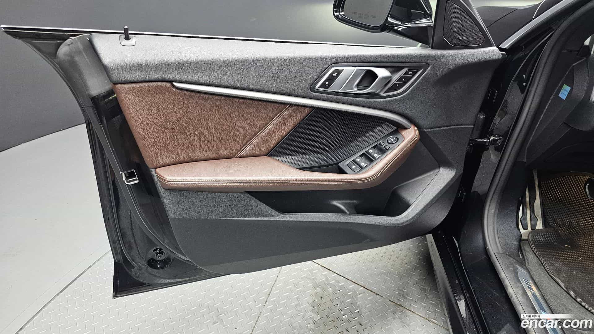 2-Series BMW 2020.11-INNER-034