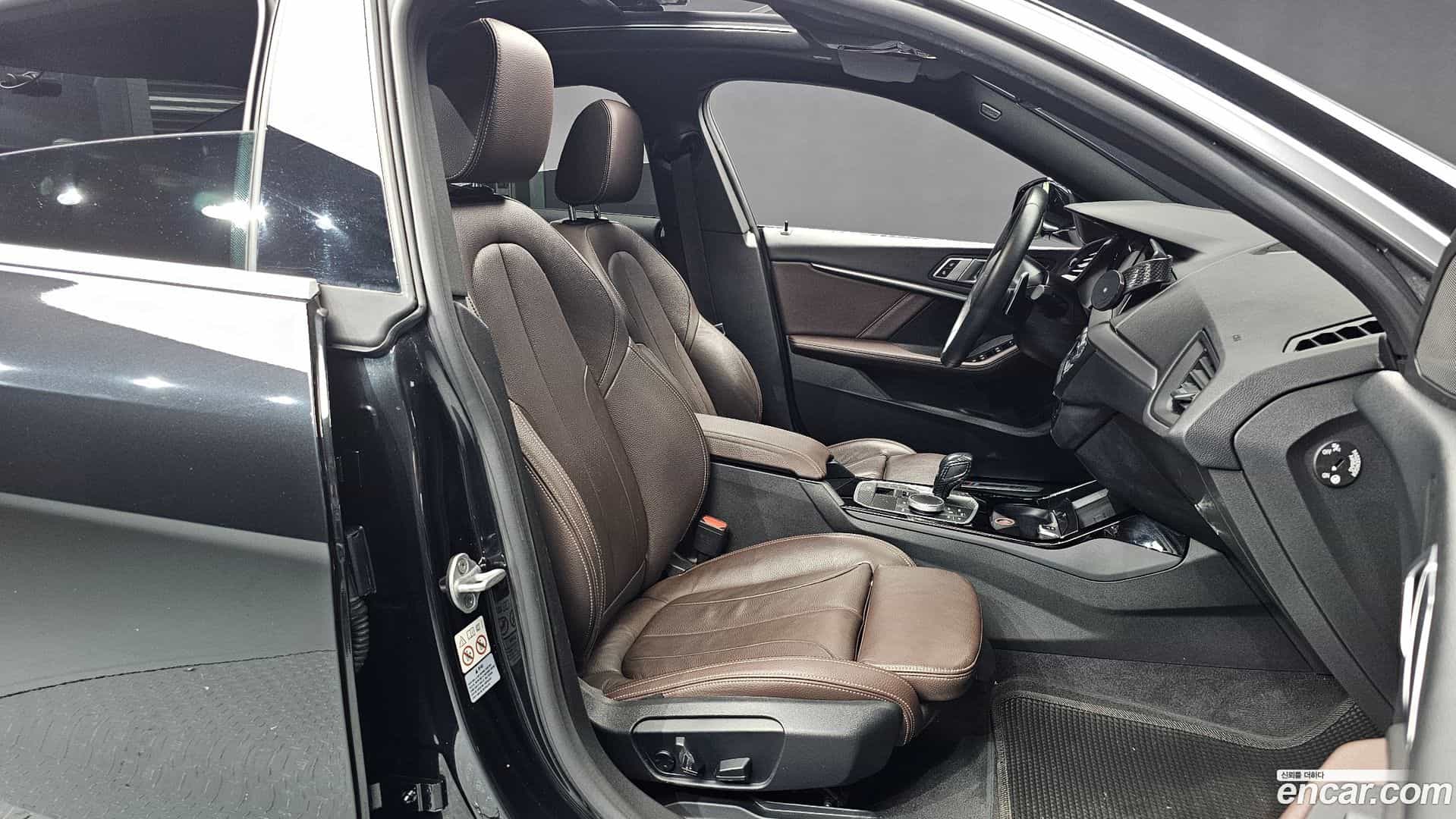 2-Series BMW 2020.11-INNER-036
