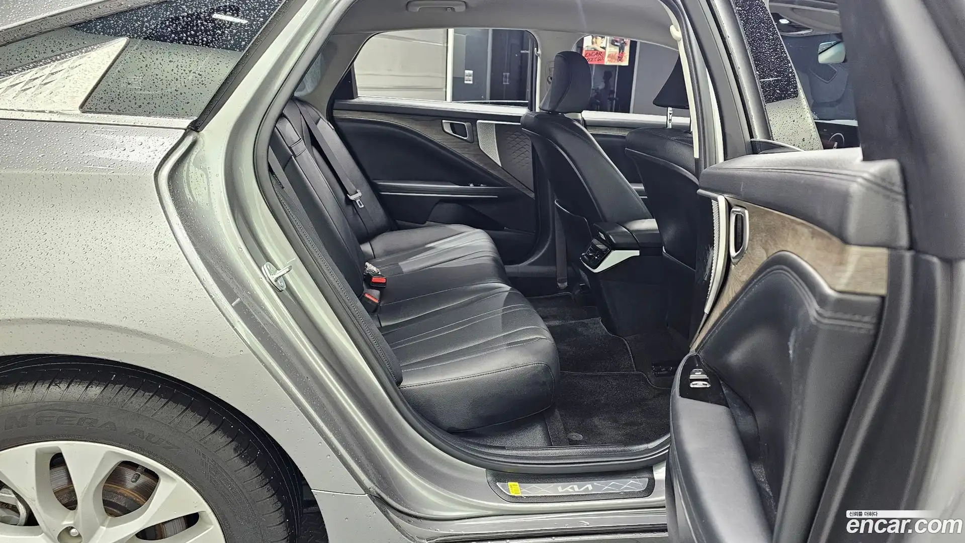 K8 Kia 2023.9-OPTION-016