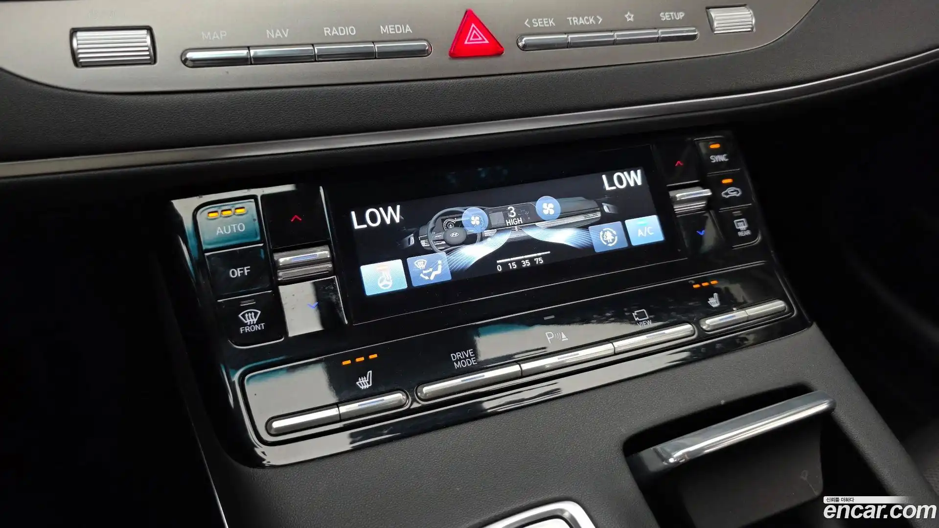 Grandeur Hyundai 2022.5-OPTION-022