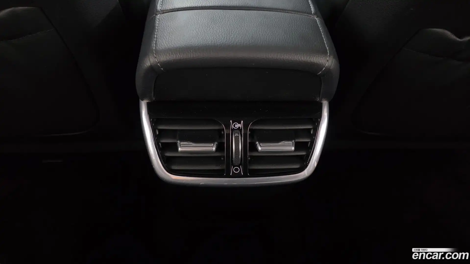 Grandeur Hyundai 2022.5-OPTION-044
