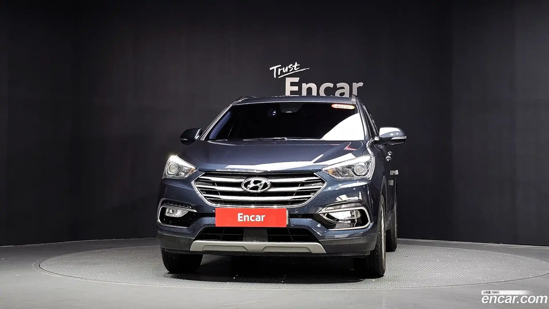 Santafe Hyundai 2018.1-OUTER-003