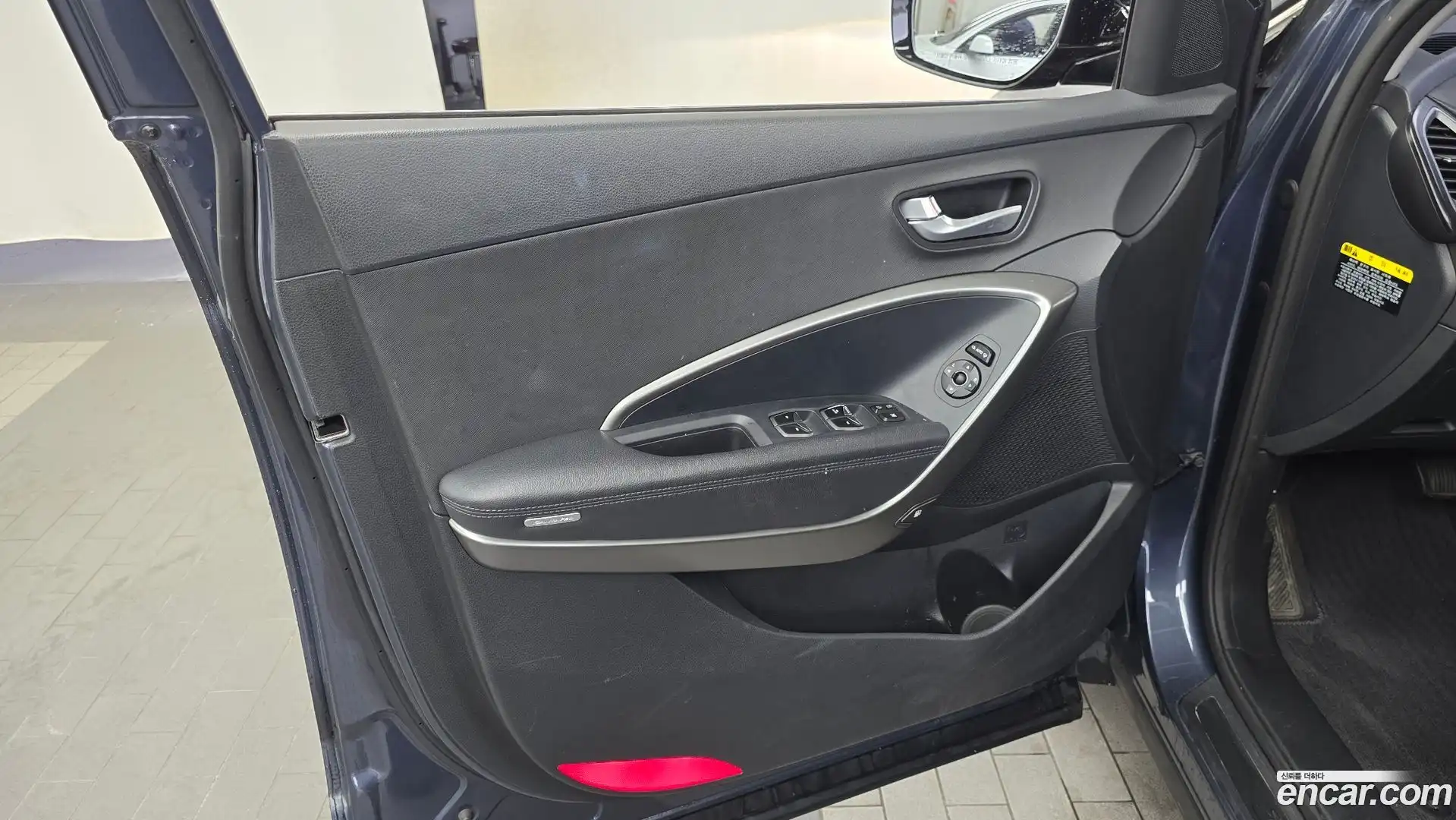 Santafe Hyundai 2018.1-INNER-034